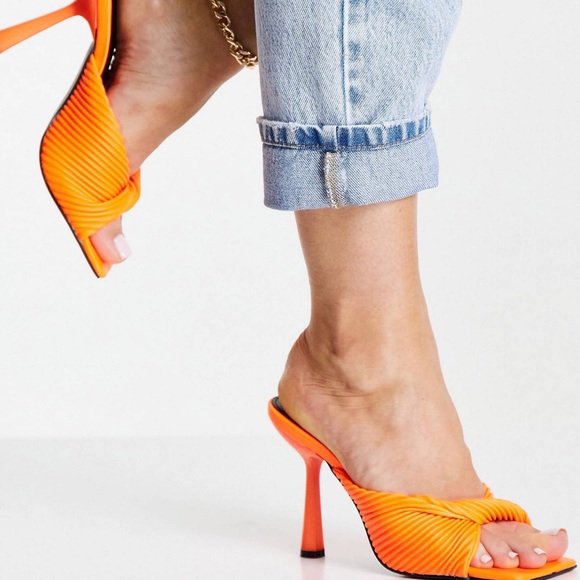 Ribbed faux-leather NEON Orange 4” heel - Picture 1 of 4